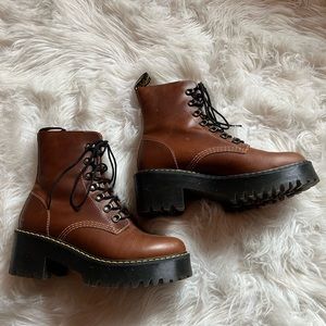 Dr Martens Leona women’s boots!